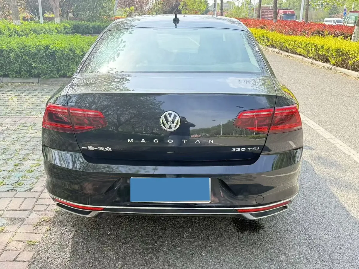 2020 Volkswagen Magotan 2.0T 186HP L4 7DCT,autocango,china used car exporter,china ev exporter,chinese used car exporter,chinese used ev exporter