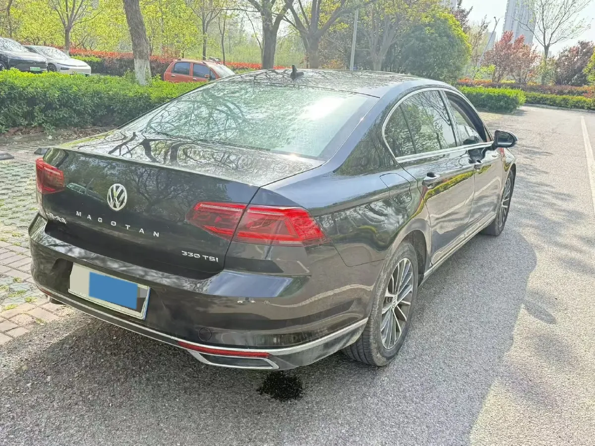 2020 Volkswagen Magotan 2.0T 186HP L4 7DCT,autocango,china used car exporter,china ev exporter,chinese used car exporter,chinese used ev exporter