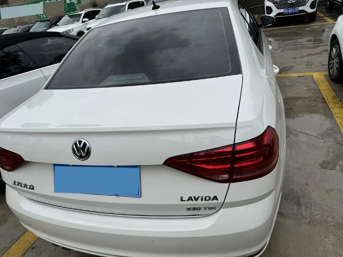 2017 Volkswagen Lavida 1.4T 131HP L4 7DCT,autocango,china used car exporter,china ev exporter,chinese used car exporter,chinese used ev exporter