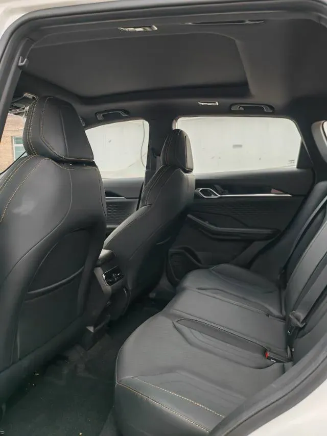 2025 Geely Coolray 1.5T 181HP L4 7DCT,autocango,china used car exporter,china ev exporter,chinese used car exporter,chinese used ev exporter