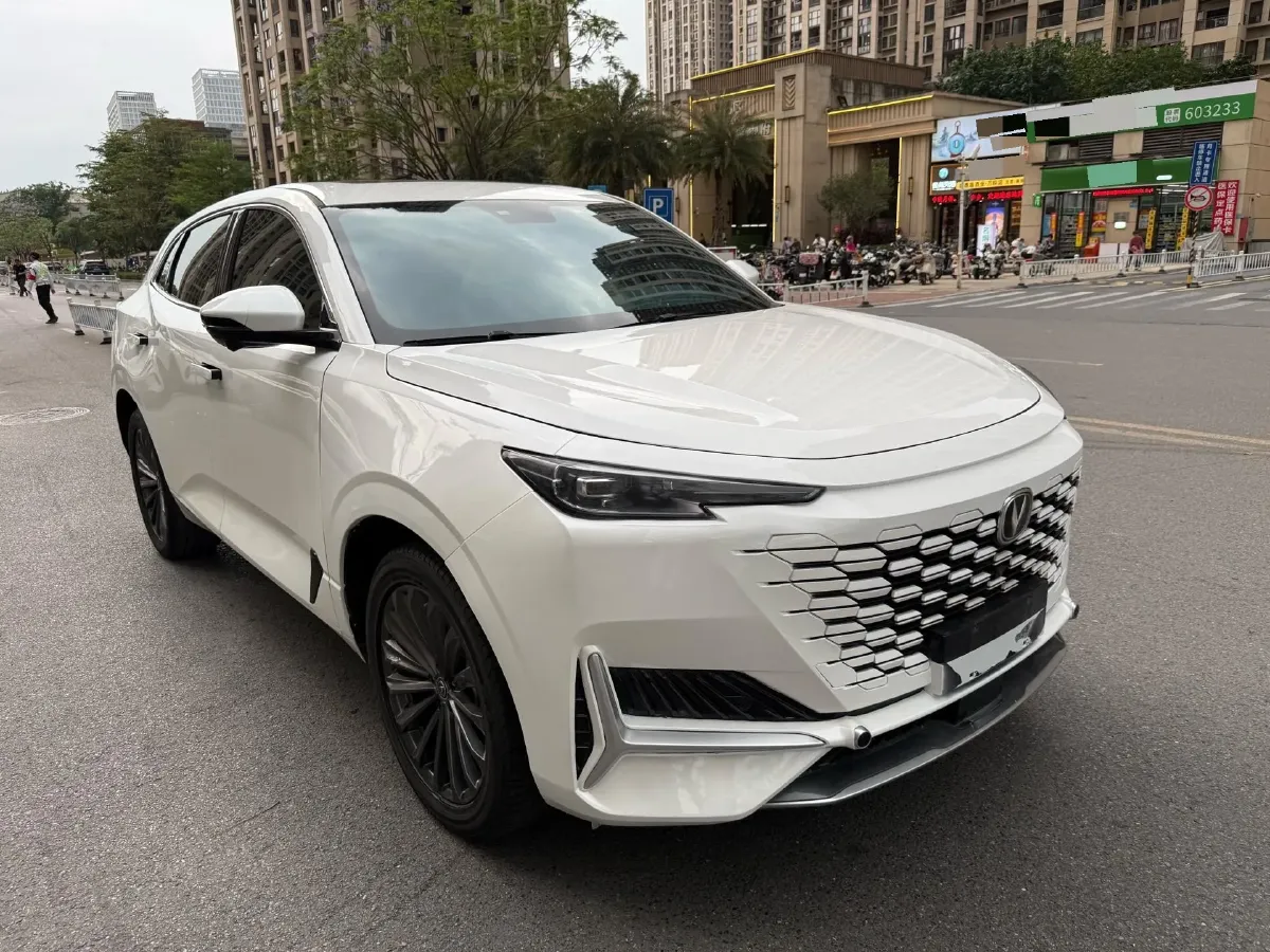 2021 ChangAn UNI-K 2.0T 233HP L4 8AT,autocango,china used car exporter,china ev exporter,chinese used car exporter,chinese used ev exporter
