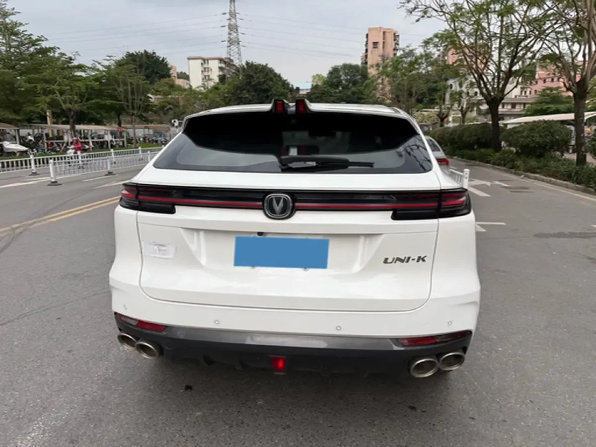 2021 ChangAn UNI-K 2.0T 233HP L4 8AT,autocango,china used car exporter,china ev exporter,chinese used car exporter,chinese used ev exporter