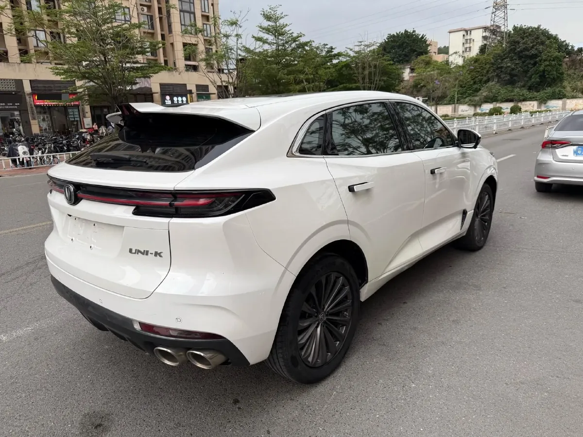 2021 ChangAn UNI-K 2.0T 233HP L4 8AT,autocango,china used car exporter,china ev exporter,chinese used car exporter,chinese used ev exporter