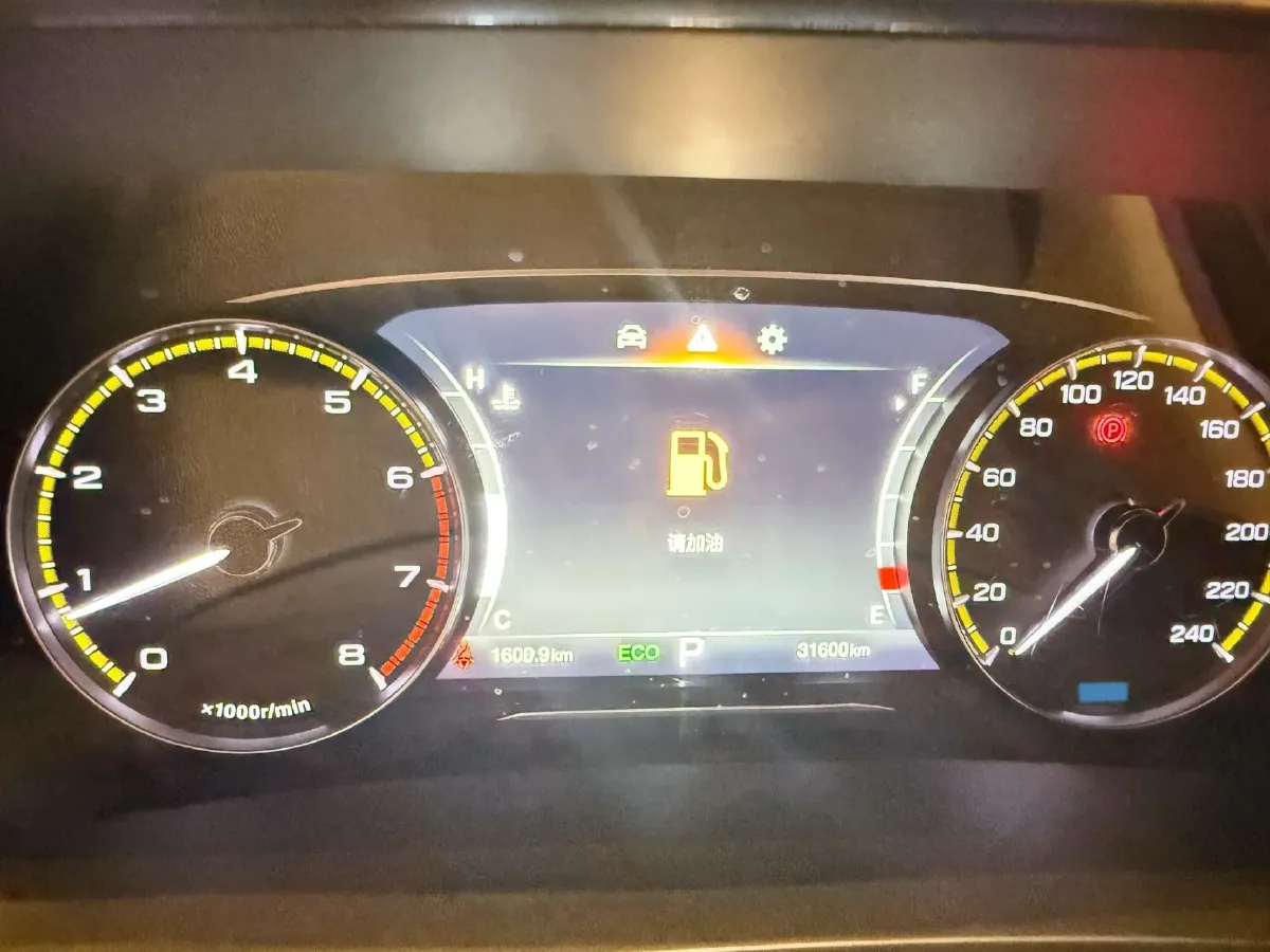 2021 GAC Trumpchi M8 2.0T 252HP L4 8AT,autocango,china used car exporter,china ev exporter,chinese used car exporter,chinese used ev exporter