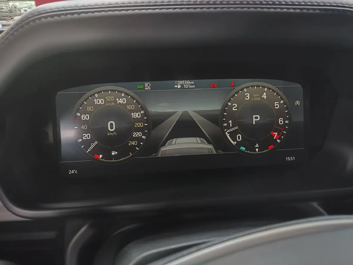 2022 Land Rover Defender 3.0T 400HP L6 8AT,autocango,china used car exporter,china ev exporter,chinese used car exporter,chinese used ev exporter