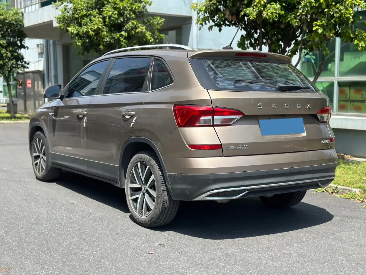 2020 Skoda Kamiq 1.5L 112HP L4 6AT,autocango,china used car exporter,china ev exporter,chinese used car exporter,chinese used ev exporter