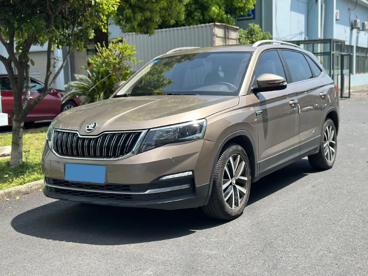 2020 Skoda Kamiq 1.5L 112HP L4 6AT,autocango,china used car exporter,china ev exporter,chinese used car exporter,chinese used ev exporter