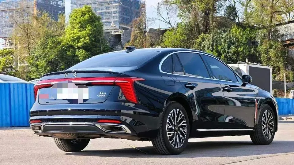 2024 HongQi H5 2.0T 224HP L4 8AT,autocango,china used car exporter,china ev exporter,chinese used car exporter,chinese used ev exporter