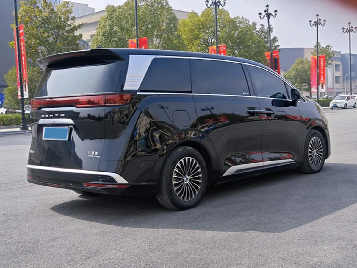 2024 Denza D9 1.5T 139HP L4 E-CVT PHEV 40KWH,autocango,china used car exporter,china ev exporter,chinese used car exporter,chinese used ev exporter