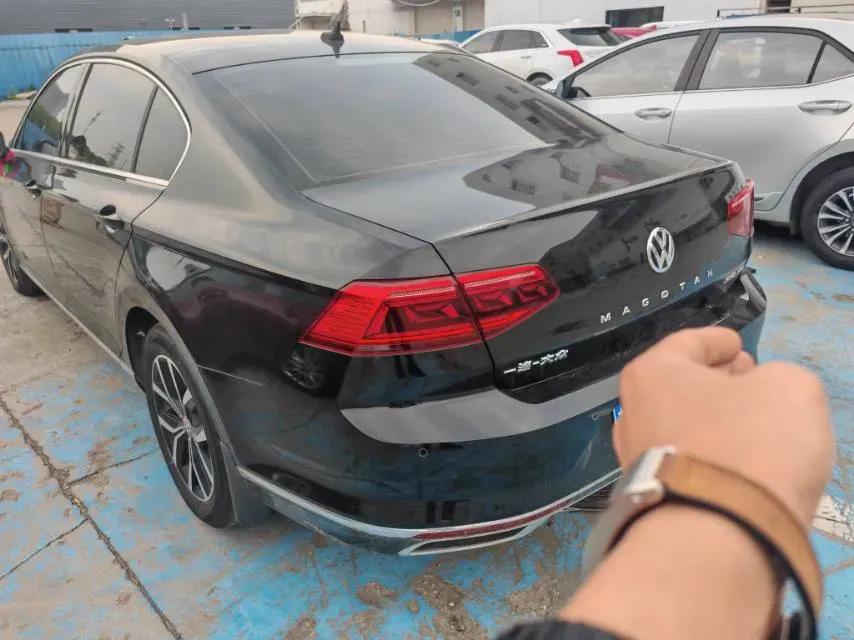 2020 Volkswagen Magotan 2.0T 186HP L4 7DCT,autocango,china used car exporter,china ev exporter,chinese used car exporter,chinese used ev exporter