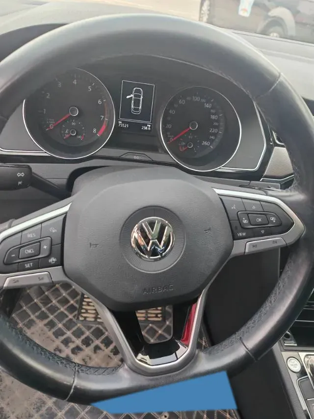 2020 Volkswagen Magotan 2.0T 186HP L4 7DCT,autocango,china used car exporter,china ev exporter,chinese used car exporter,chinese used ev exporter