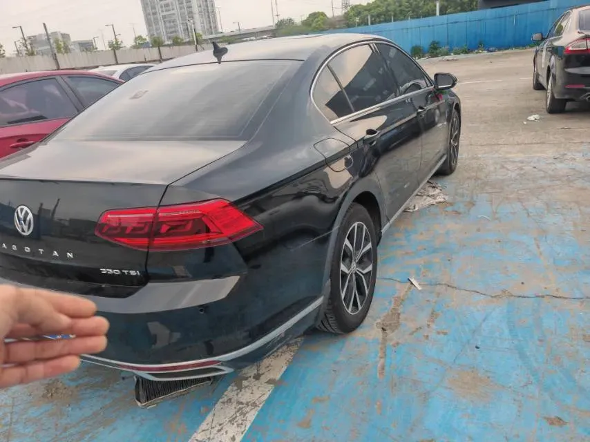 2020 Volkswagen Magotan 2.0T 186HP L4 7DCT,autocango,china used car exporter,china ev exporter,chinese used car exporter,chinese used ev exporter