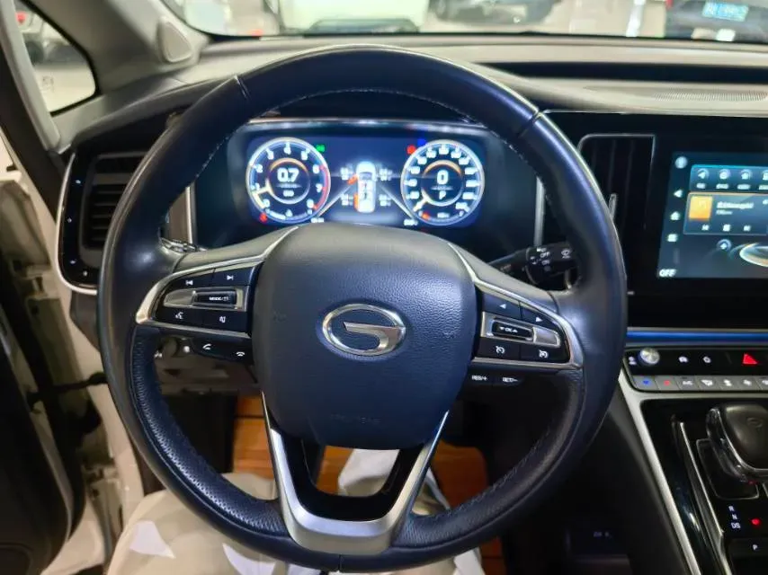 2021 GAC Trumpchi M8 2.0T 252HP L4 8AT,autocango,china used car exporter,china ev exporter,chinese used car exporter,chinese used ev exporter