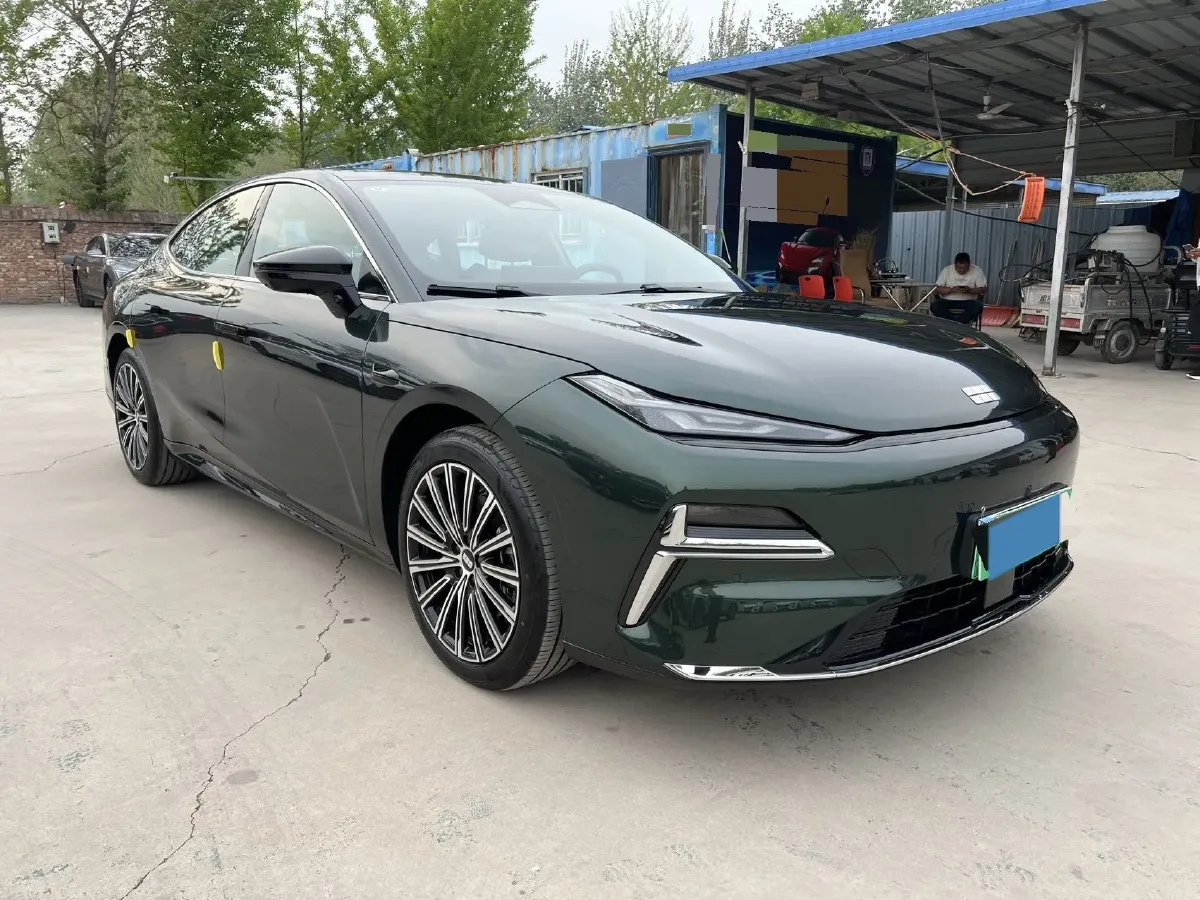 2025 Geely Galaxy Starshine 8 1.5T 163HP L4 3DHT PHEV 18.4KWH,autocango,china used car exporter,china ev exporter,chinese used car exporter,chinese used ev exporter