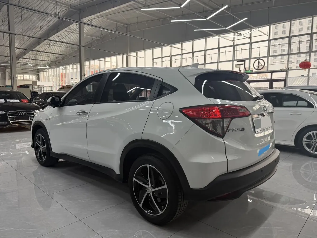 2022 Honda Vezel 1.5L 131HP L4 CVT,autocango,china used car exporter,china ev exporter,chinese used car exporter,chinese used ev exporter