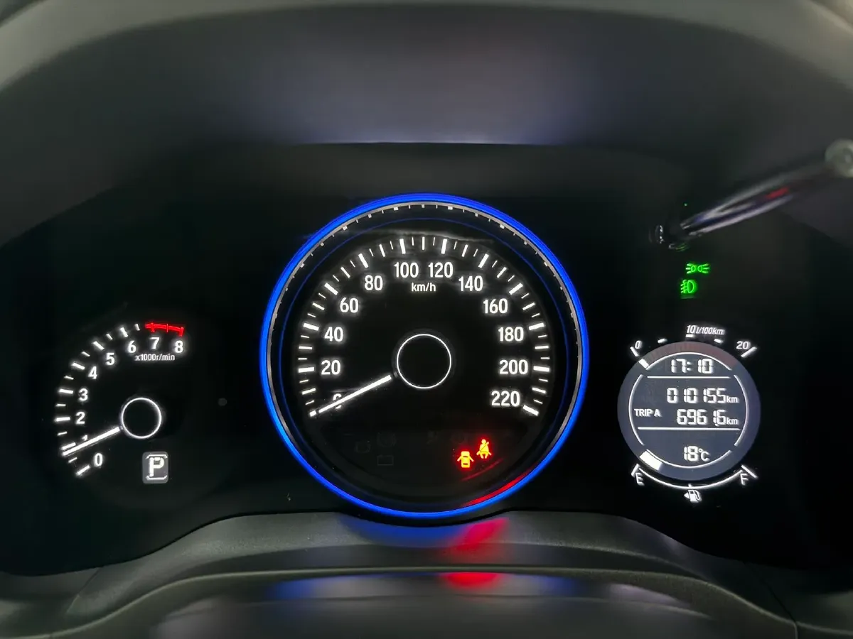 2022 Honda Vezel 1.5L 131HP L4 CVT,autocango,china used car exporter,china ev exporter,chinese used car exporter,chinese used ev exporter