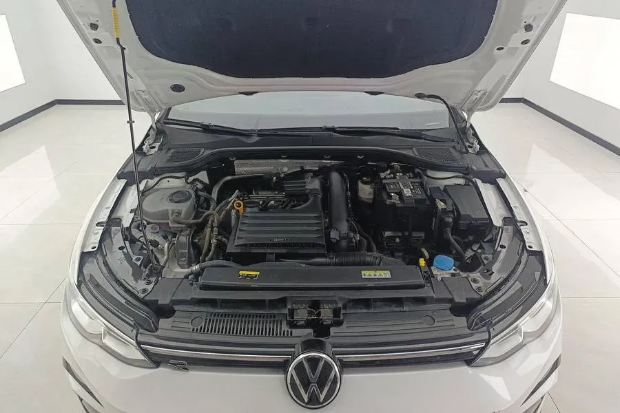 2023 Volkswagen Golf 1.4T 150HP L4 7DCT,autocango,china used car exporter,china ev exporter,chinese used car exporter,chinese used ev exporter