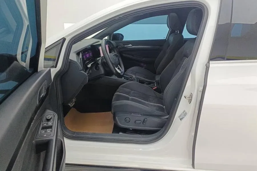 2023 Volkswagen Golf 1.4T 150HP L4 7DCT,autocango,china used car exporter,china ev exporter,chinese used car exporter,chinese used ev exporter