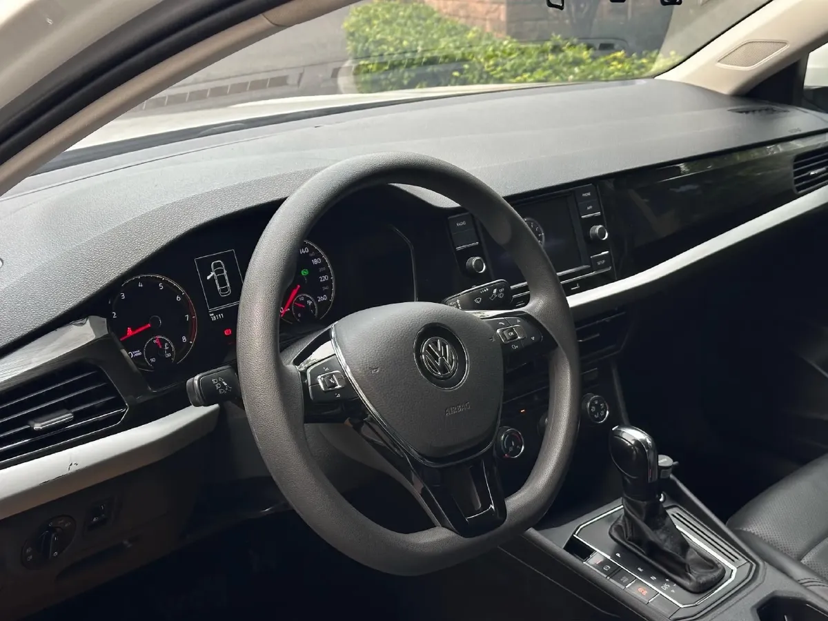 2019 Volkswagen Lavida 1.2T 116HP L4 7DCT,autocango,china used car exporter,china ev exporter,chinese used car exporter,chinese used ev exporter