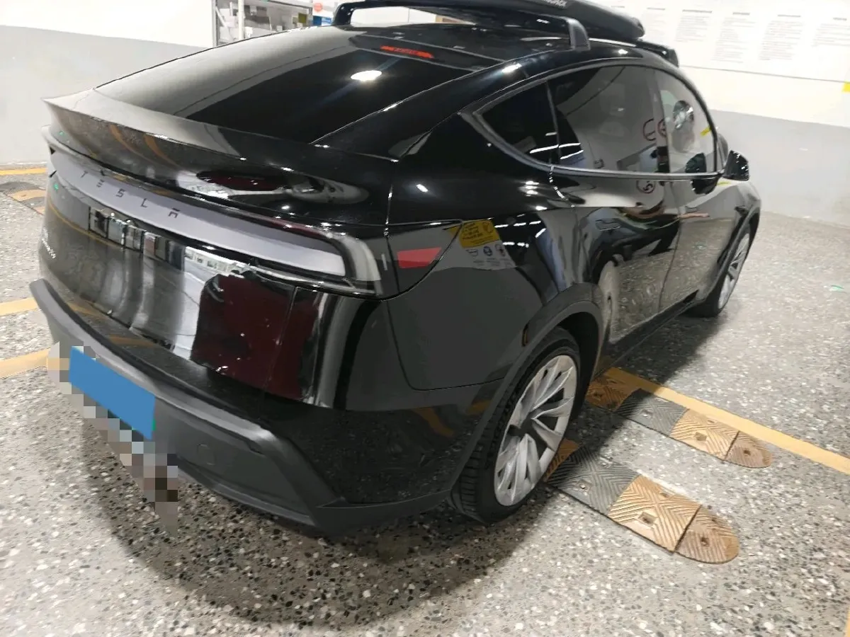 2025 Tesla Model Y BEV 78.4KWH,autocango,china used car exporter,china ev exporter,chinese used car exporter,chinese used ev exporter