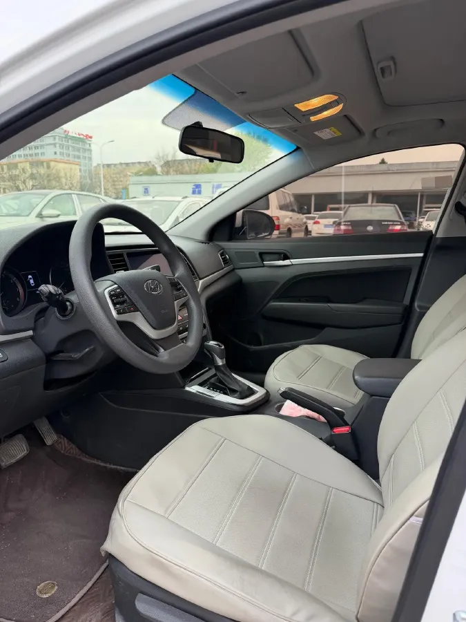 2016 Hyundai Elantra 1.6L 130HP L4 6AT,autocango,china used car exporter,china ev exporter,chinese used car exporter,chinese used ev exporter