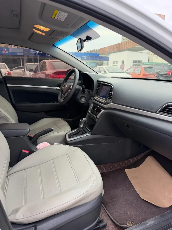 2016 Hyundai Elantra 1.6L 130HP L4 6AT,autocango,china used car exporter,china ev exporter,chinese used car exporter,chinese used ev exporter