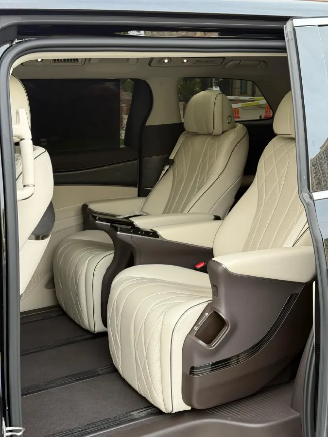 2024 Denza D9 1.5T 139HP L4 E-CVT PHEV 40KWH,autocango,china used car exporter,china ev exporter,chinese used car exporter,chinese used ev exporter