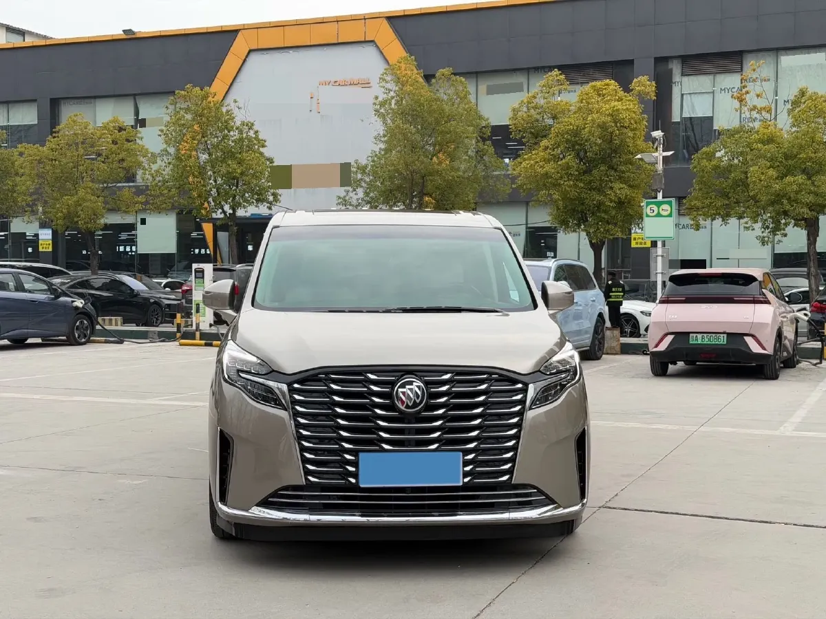 2023 Buick GL8 2.0T 237HP L4 9AT,autocango,china used car exporter,china ev exporter,chinese used car exporter,chinese used ev exporter