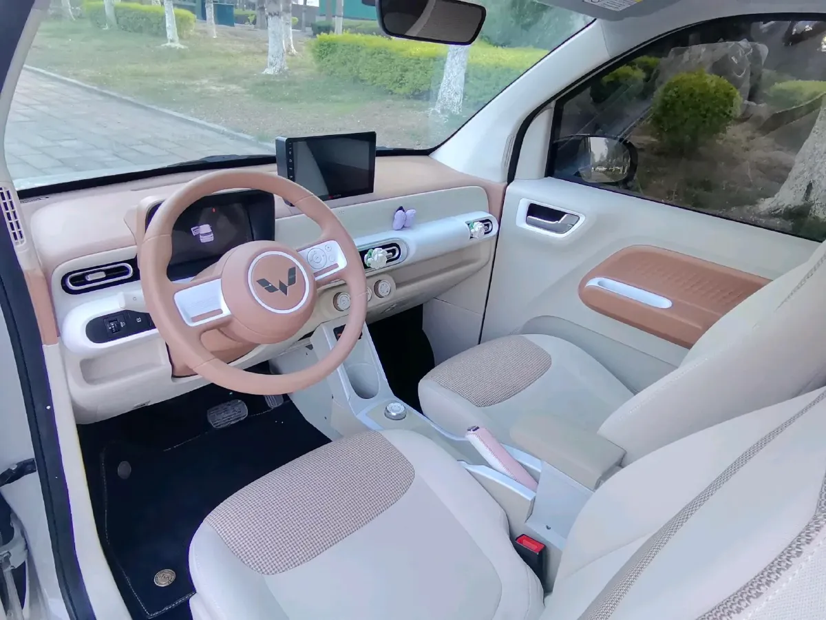 2024 WuLing HongGuang MINI EV BEV 17.3KWH,autocango,china used car exporter,china ev exporter,chinese used car exporter,chinese used ev exporter