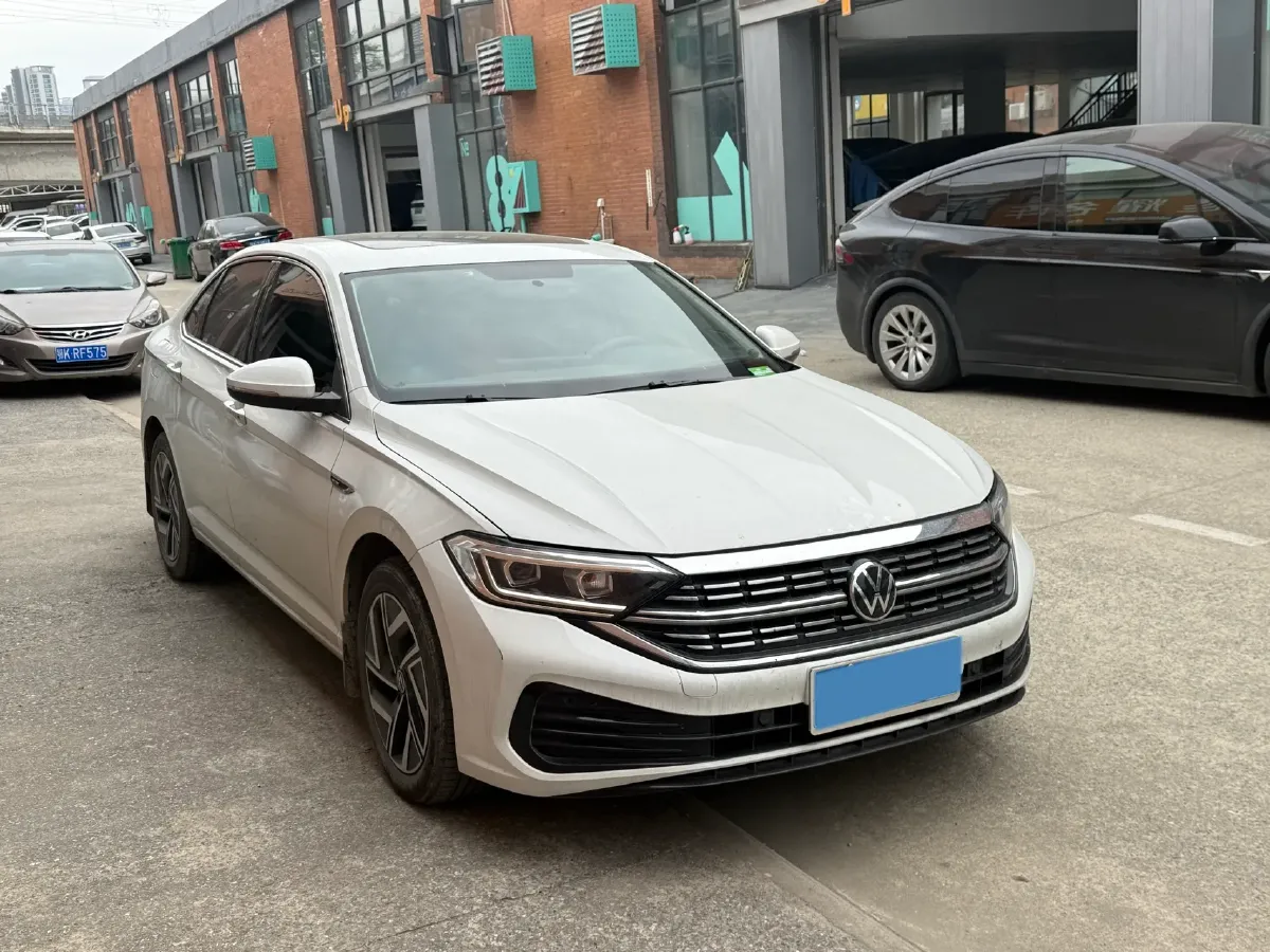 2023 Volkswagen Sagitar 1.4T 150HP L4 7DCT,autocango,china used car exporter,china ev exporter,chinese used car exporter,chinese used ev exporter