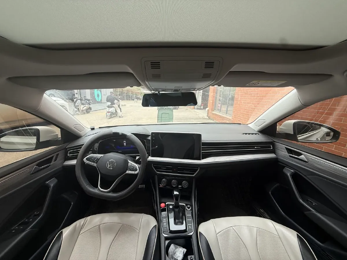 2023 Volkswagen Sagitar 1.4T 150HP L4 7DCT,autocango,china used car exporter,china ev exporter,chinese used car exporter,chinese used ev exporter