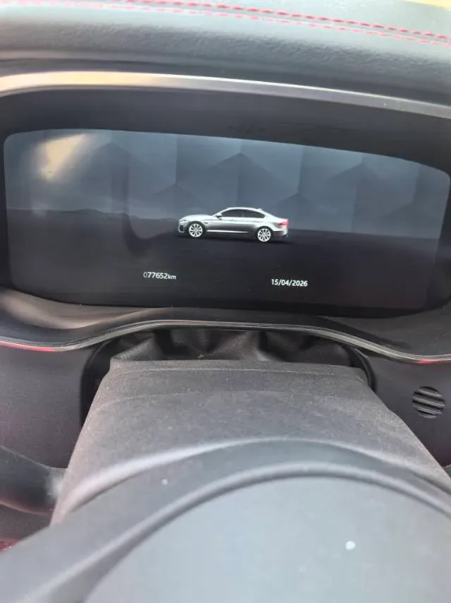 2022 Jaguar XFL 2.0T 250HP L4 8AT,autocango,china used car exporter,china ev exporter,chinese used car exporter,chinese used ev exporter