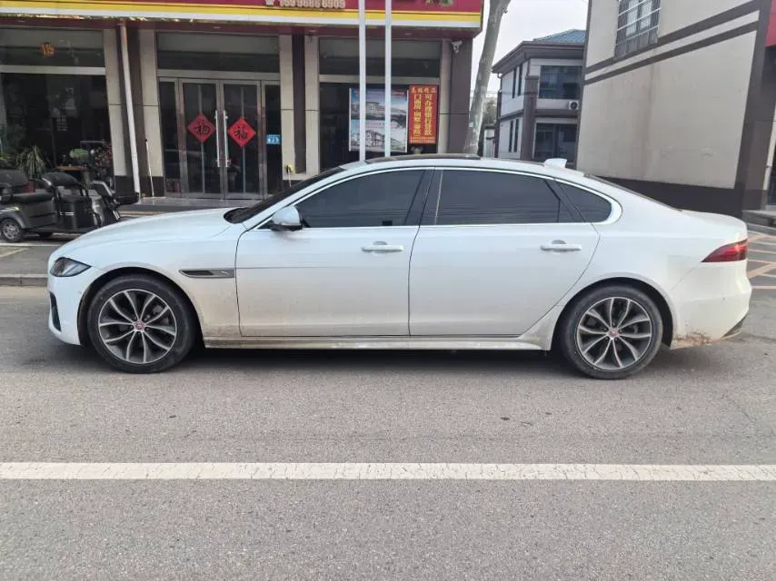 2022 Jaguar XFL 2.0T 250HP L4 8AT,autocango,china used car exporter,china ev exporter,chinese used car exporter,chinese used ev exporter