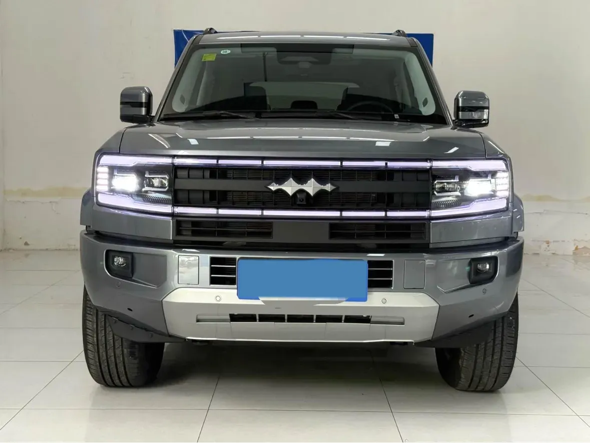2025 FangChengBao Bao 5 1.5T 194HP L4 E-CVT PHEV 31.8KWH,autocango,china used car exporter,china ev exporter,chinese used car exporter,chinese used ev exporter