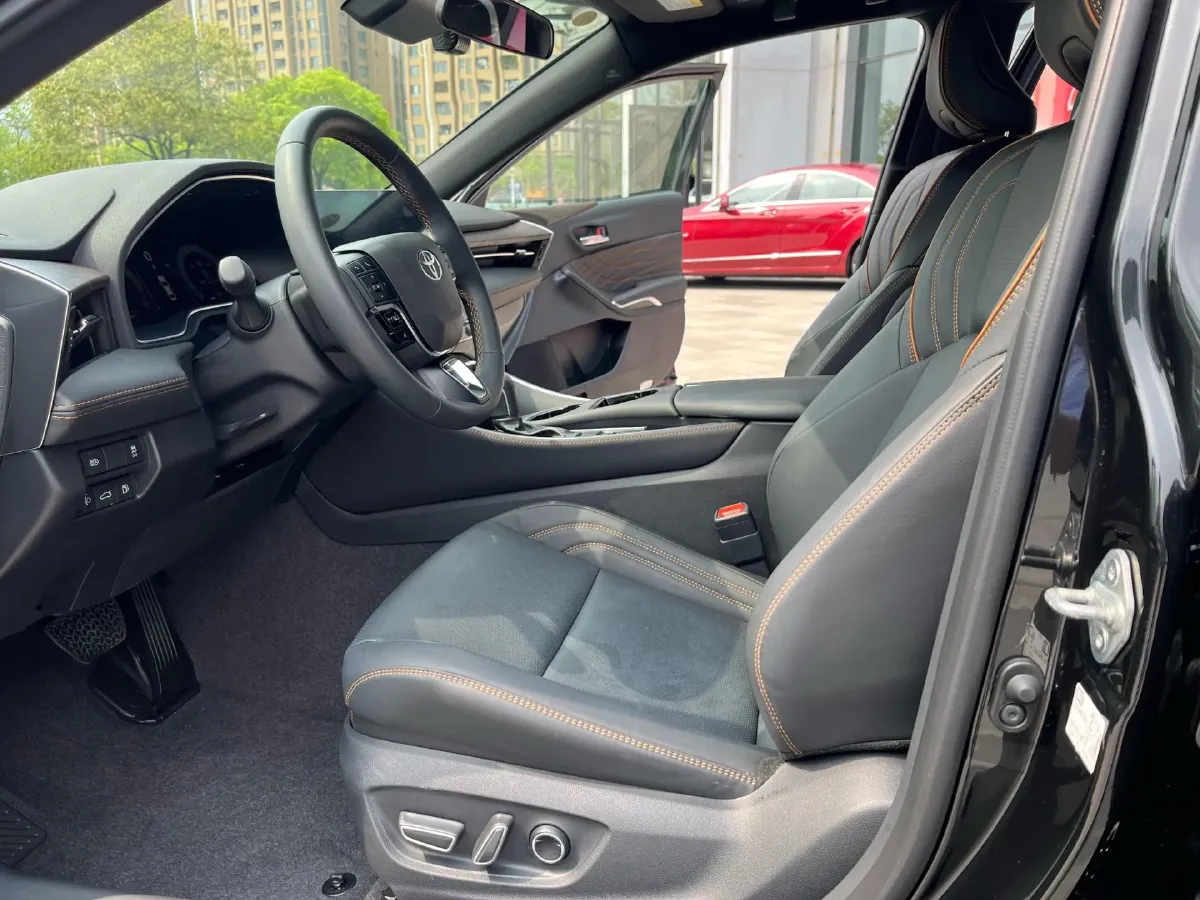 2024 Toyota Avalon 2.0L 173HP L4 CVT,autocango,china used car exporter,china ev exporter,chinese used car exporter,chinese used ev exporter