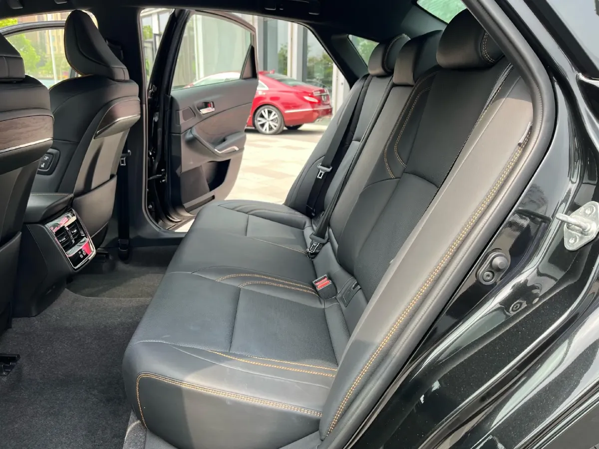 2024 Toyota Avalon 2.0L 173HP L4 CVT,autocango,china used car exporter,china ev exporter,chinese used car exporter,chinese used ev exporter