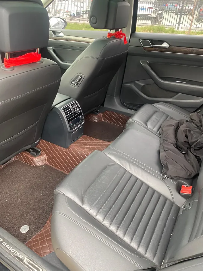 2018 Volkswagen Magotan 2.0T 220HP L4 7DCT,autocango,china used car exporter,china ev exporter,chinese used car exporter,chinese used ev exporter