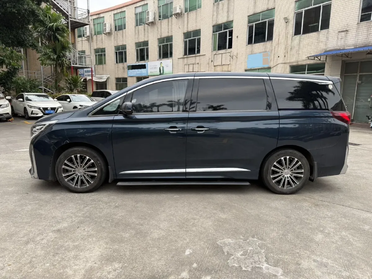 2021 GAC Trumpchi M8 2.0T 252HP L4 8AT,autocango,china used car exporter,china ev exporter,chinese used car exporter,chinese used ev exporter