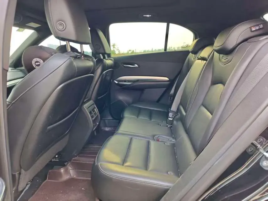 2022 Cadillac XT4 2.0T 237HP L4 9AT,autocango,china used car exporter,china ev exporter,chinese used car exporter,chinese used ev exporter