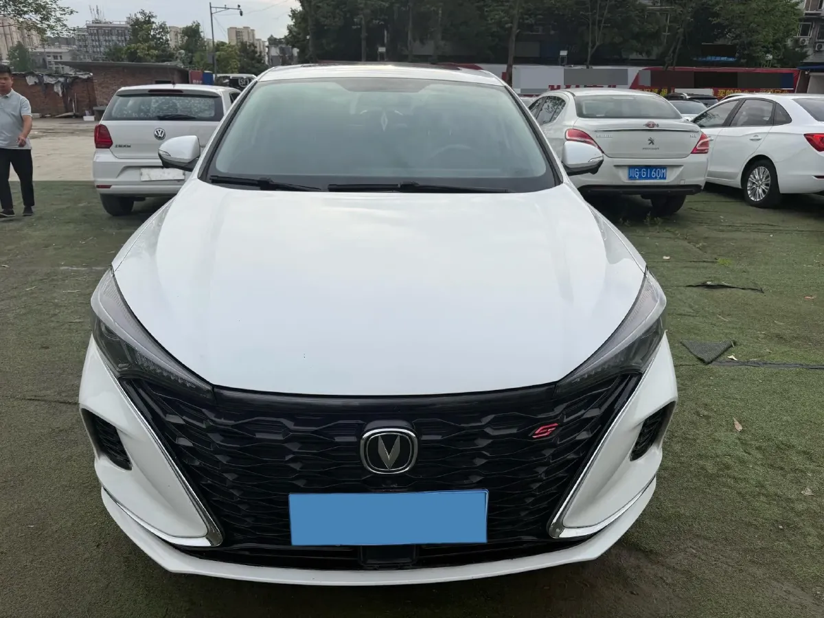 2021 ChangAn Eado 1.4T 160HP L4 7DCT,autocango,china used car exporter,china ev exporter,chinese used car exporter,chinese used ev exporter