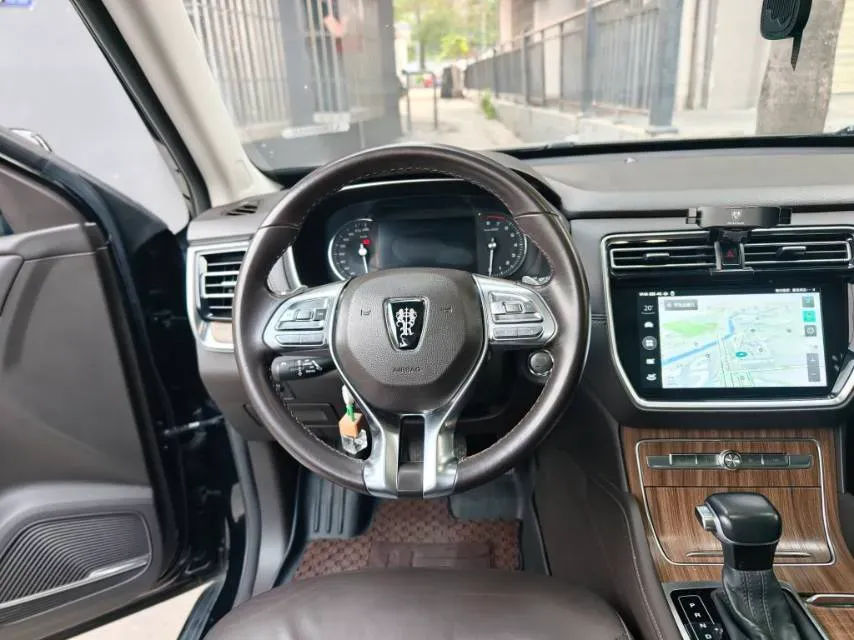 2019 Roewe RX8 2.0T 222HP L4 6AT,autocango,china used car exporter,china ev exporter,chinese used car exporter,chinese used ev exporter