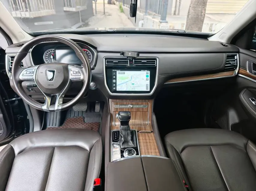 2019 Roewe RX8 2.0T 222HP L4 6AT,autocango,china used car exporter,china ev exporter,chinese used car exporter,chinese used ev exporter