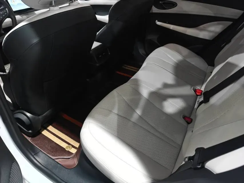 2025 BYD Seal05 DM-i 1.5L 101HP L4 E-CVT PHEV 7.68KWH,autocango,china used car exporter,china ev exporter,chinese used car exporter,chinese used ev exporter