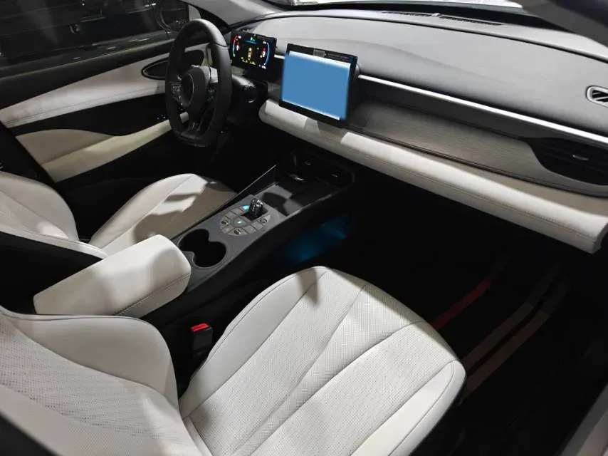 2025 BYD Seal05 DM-i 1.5L 101HP L4 E-CVT PHEV 7.68KWH,autocango,china used car exporter,china ev exporter,chinese used car exporter,chinese used ev exporter