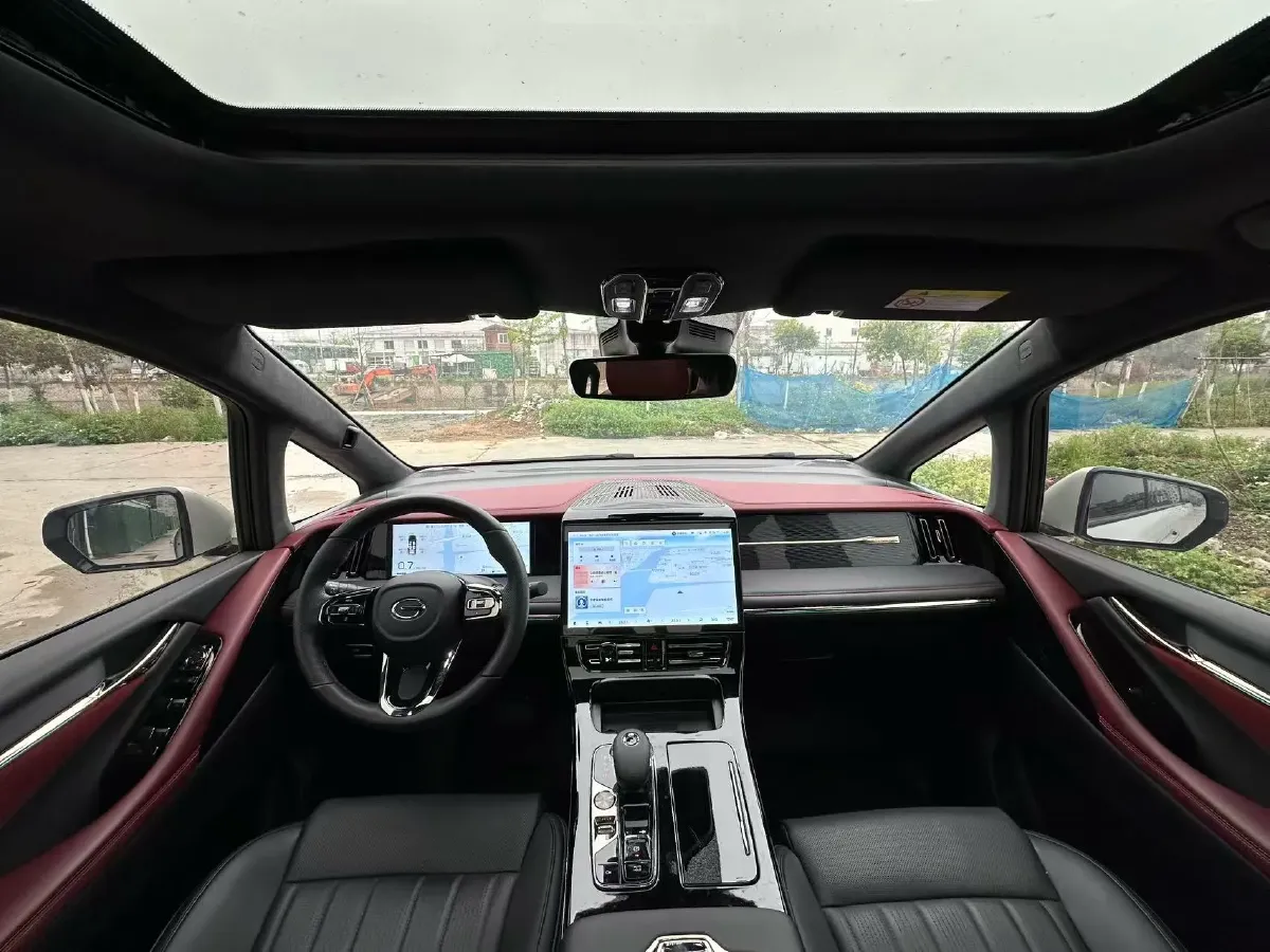 2023 GAC Trumpchi M8 2.0T 252HP L4 8AT,autocango,china used car exporter,china ev exporter,chinese used car exporter,chinese used ev exporter