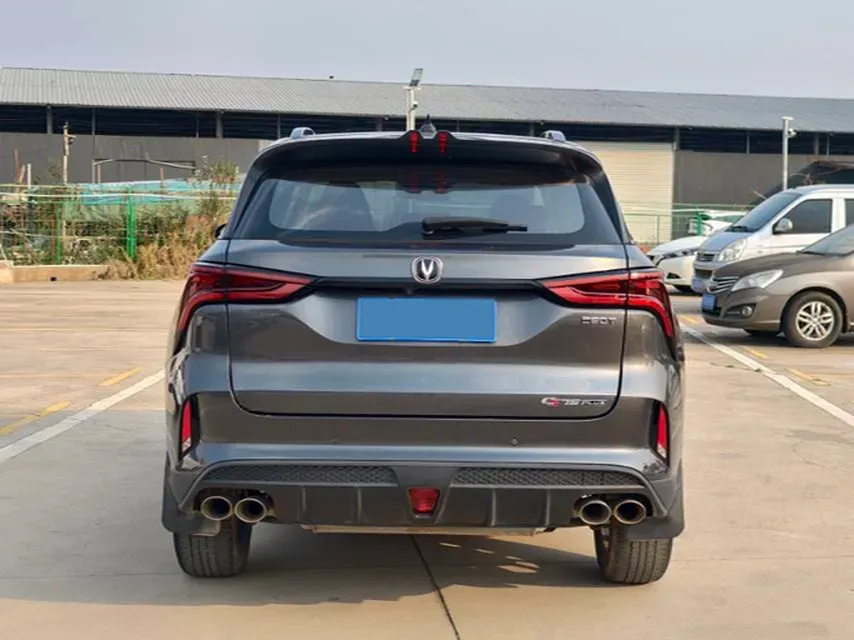 2022 ChangAn CS75 Plus 2.0T 233HP L4 8AT,autocango,china used car exporter,china ev exporter,chinese used car exporter,chinese used ev exporter