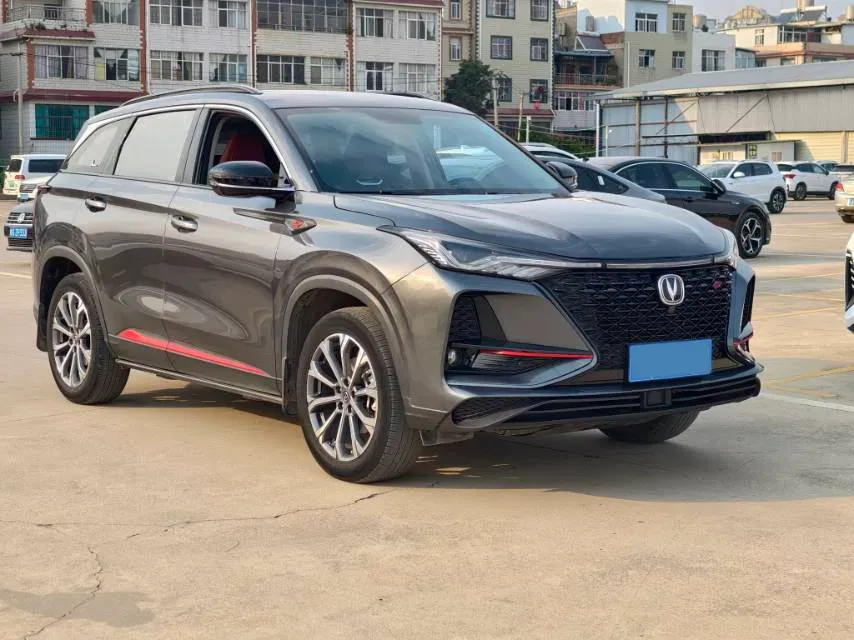 2022 ChangAn CS75 Plus 2.0T 233HP L4 8AT,autocango,china used car exporter,china ev exporter,chinese used car exporter,chinese used ev exporter