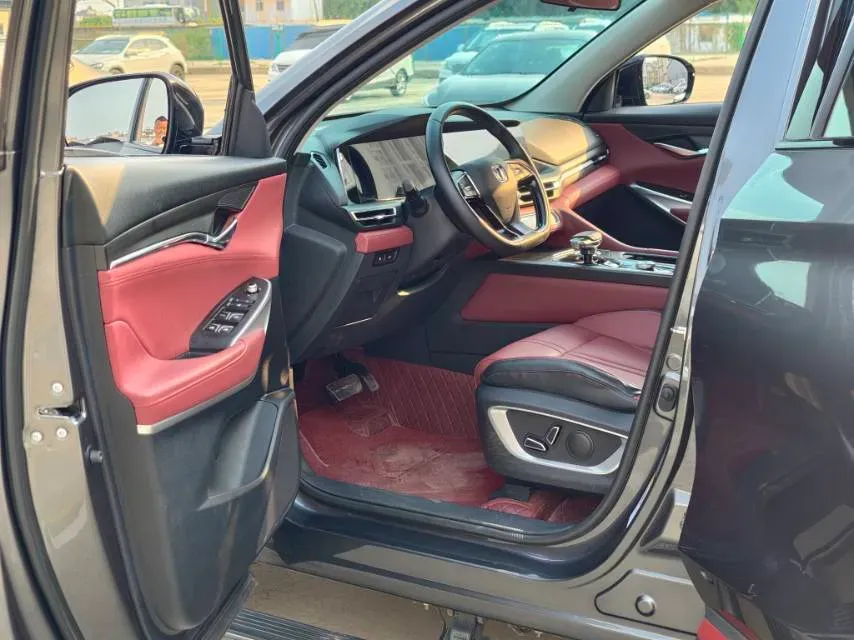 2022 ChangAn CS75 Plus 2.0T 233HP L4 8AT,autocango,china used car exporter,china ev exporter,chinese used car exporter,chinese used ev exporter