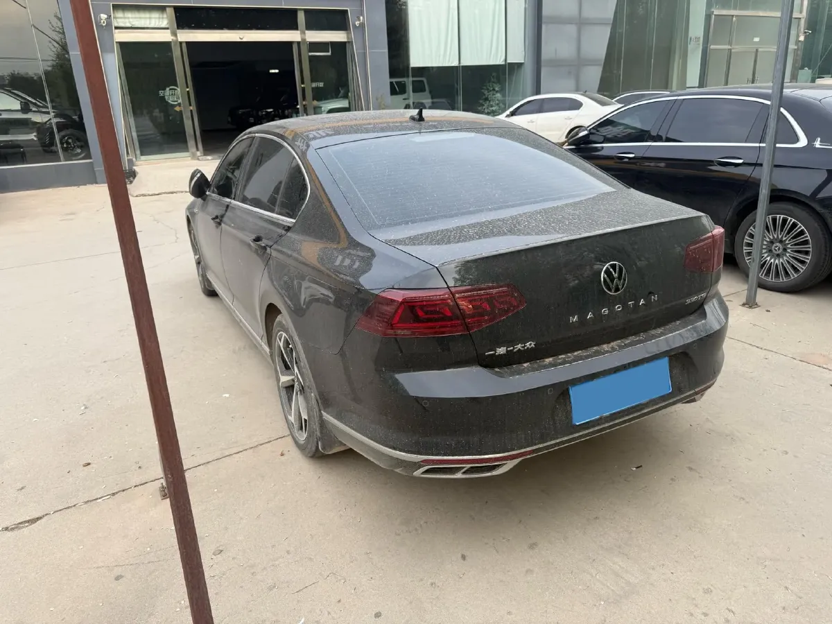 2024 Volkswagen Magotan 2.0T 186HP L4 7DCT,autocango,china used car exporter,china ev exporter,chinese used car exporter,chinese used ev exporter
