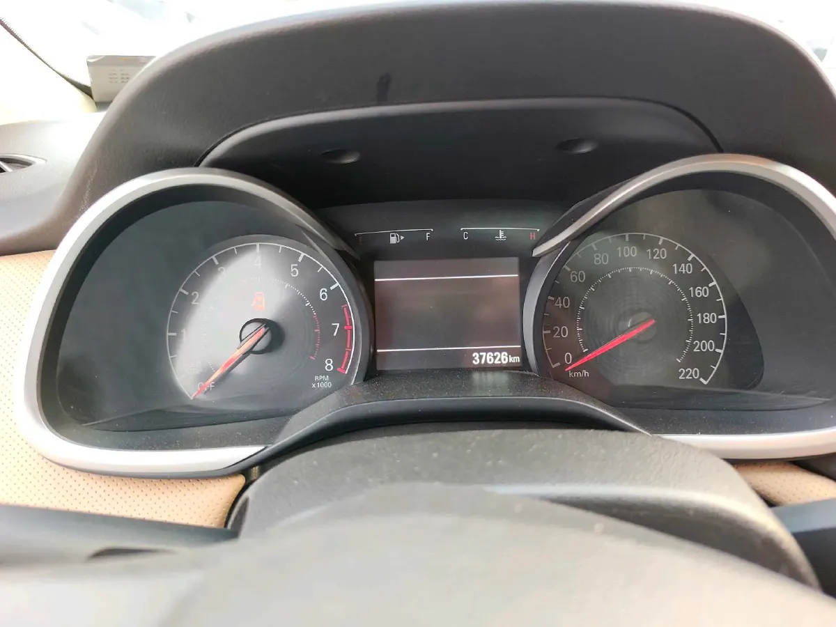 2021 Chevrolet Monza 1.5L 113HP L4 6AT,autocango,china used car exporter,china ev exporter,chinese used car exporter,chinese used ev exporter